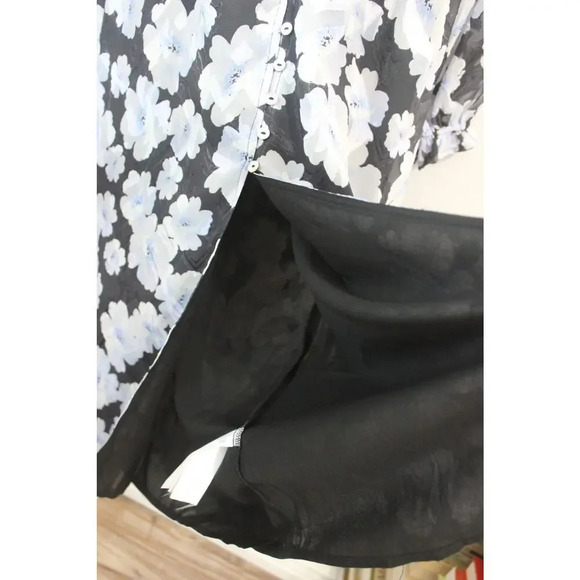 NWOT Teagan Floral Print V-Neck Long Ruffle Sleeve Midi Dress En Saison M - Picture 10 of 11